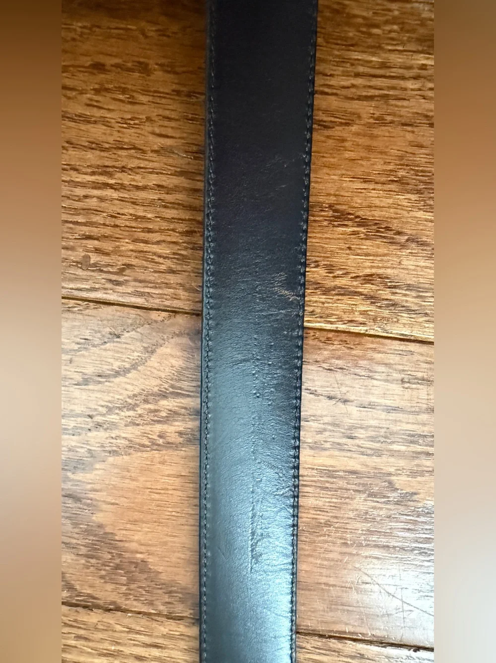 Vintage Coach Leather Black Belt Hardware: A rounded solid brass buckle Sz M